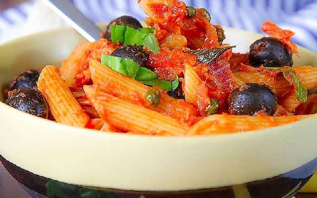 Pasta With Simple Tomato Sauce Recipe